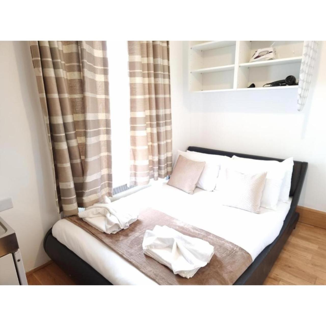 F204-Compact 2Nd Flr Studio Fits 2-Near Hyde Park Londen Buitenkant foto